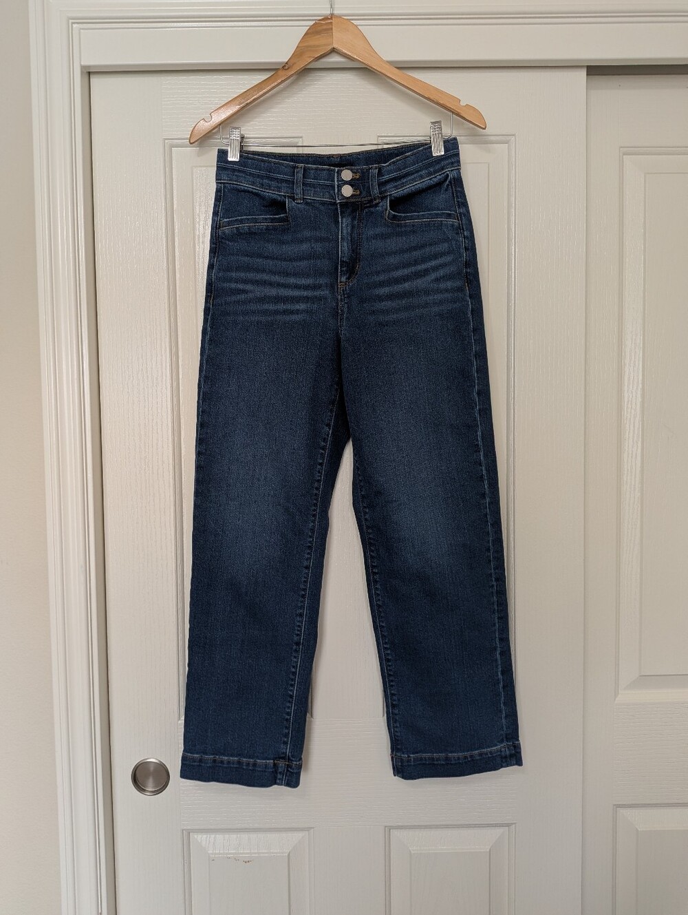 ANN TAYLOR Dark Wash Blue jean The Easy Straight Cropped Jean Women Pants Size 2